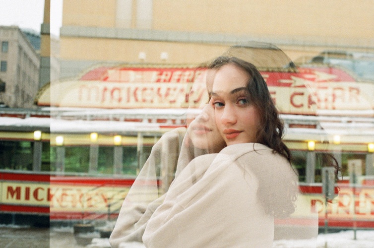 Young Women Posing With a Casual Look Captured by Steffen Sharikov