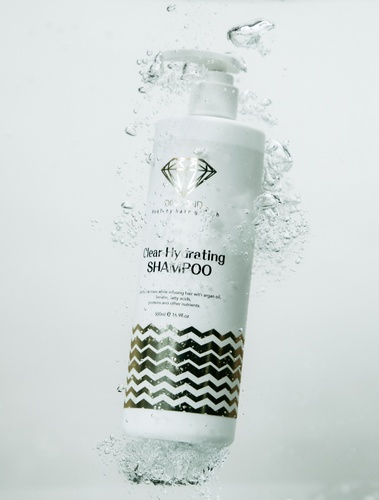 Underwater Product Photographer